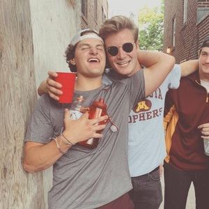 Meet your Posher, Ross